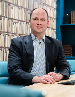 Max Windich - Commercial Lawyer