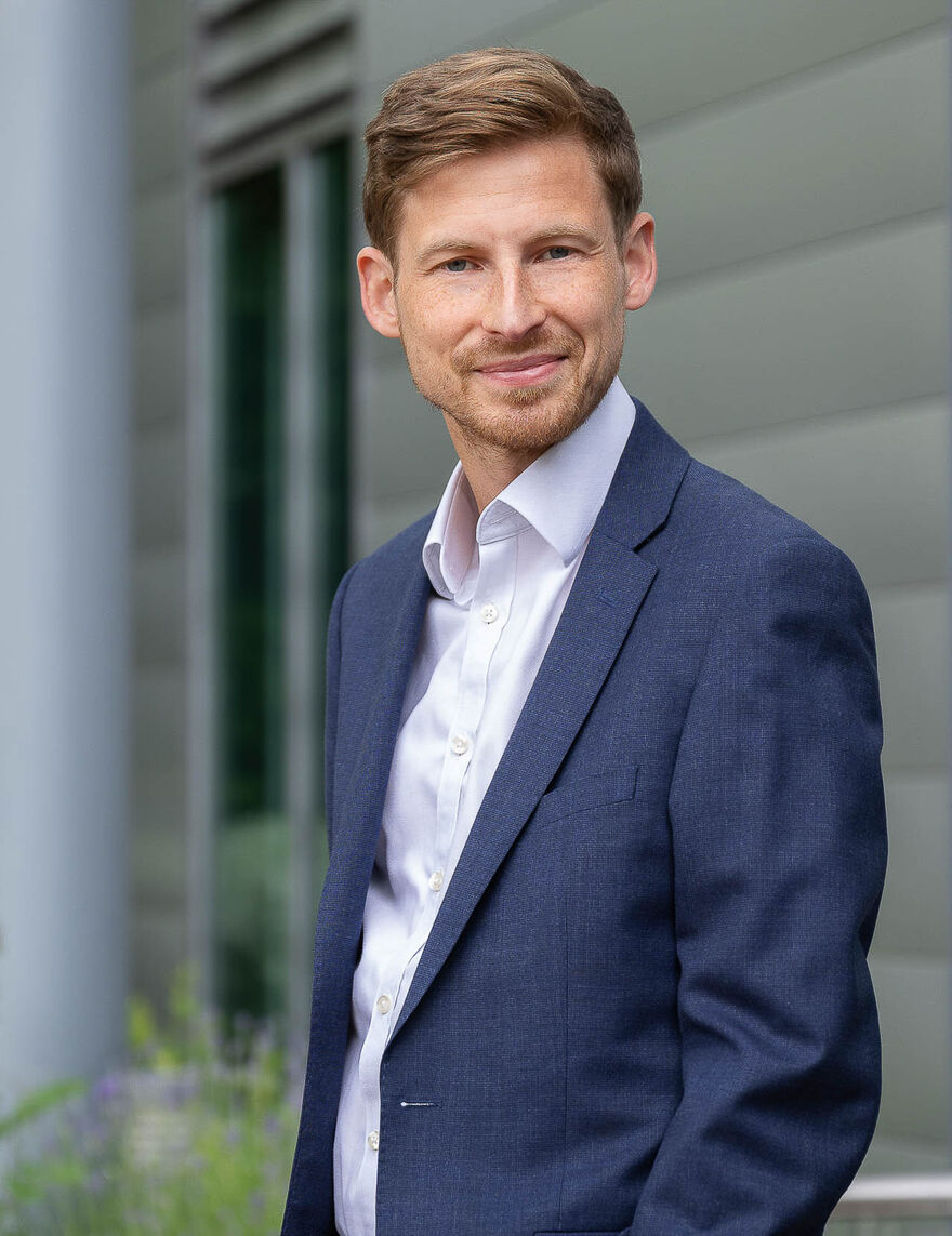 Graham Jones - Commercial Property Lawyer