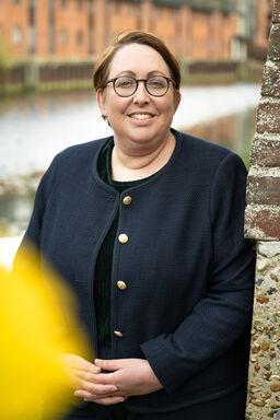 Esther Round