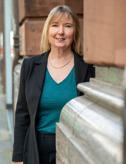 Karen Clarke, Company Investigator