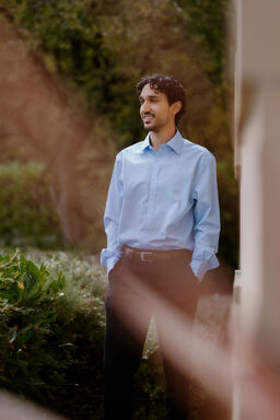 Vivek Wadhwana Headshot