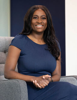 Kelly Longmore - Family Lawyer