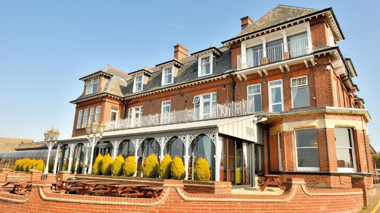 Howes Percival serves up Castle Carvery deal Howes Percival